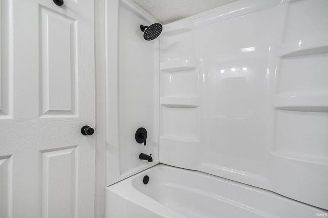 Photo - 1911 Clyde St