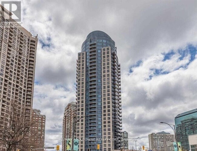 Photo - 330 Burnhamthorpe Rd W Unité 2303