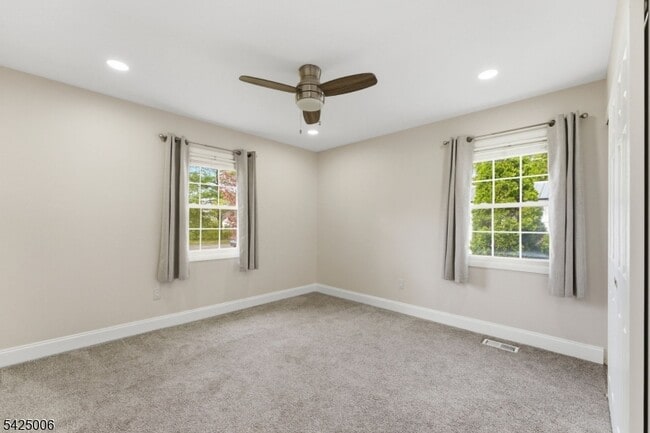 Photo - 3 Cypress Rd