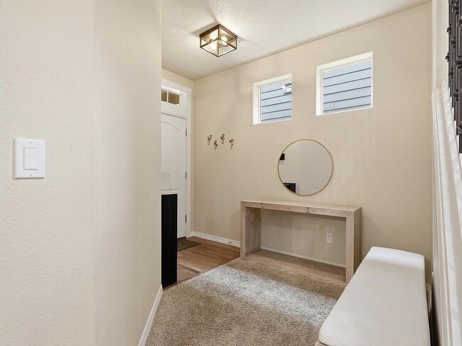 Photo - 61330 Huckleberry Pl