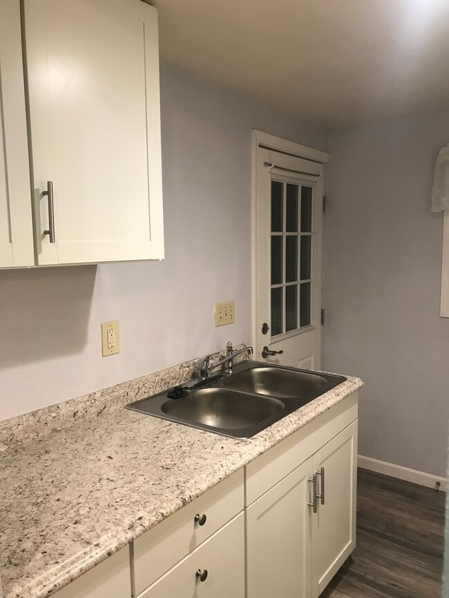 Photo - 2225 Dwight Way Unit 1