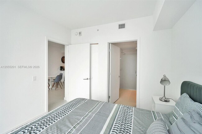 Photo - 501 NE 31st St Unit 702