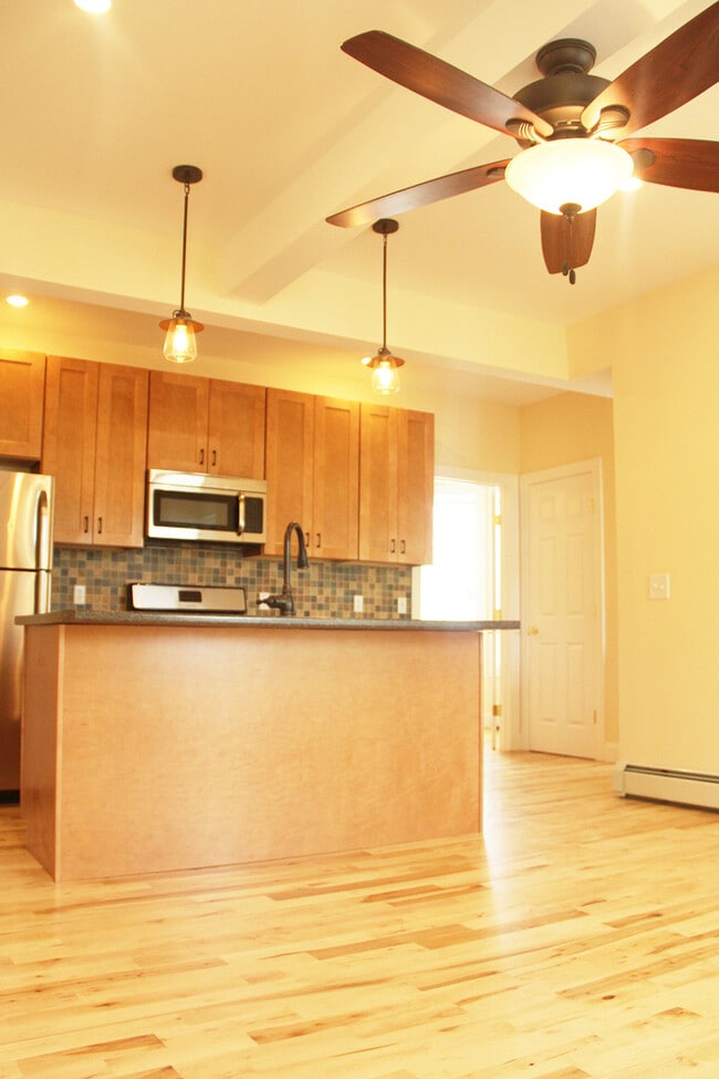 Photo - 26 Converse Ct Unit APT 3