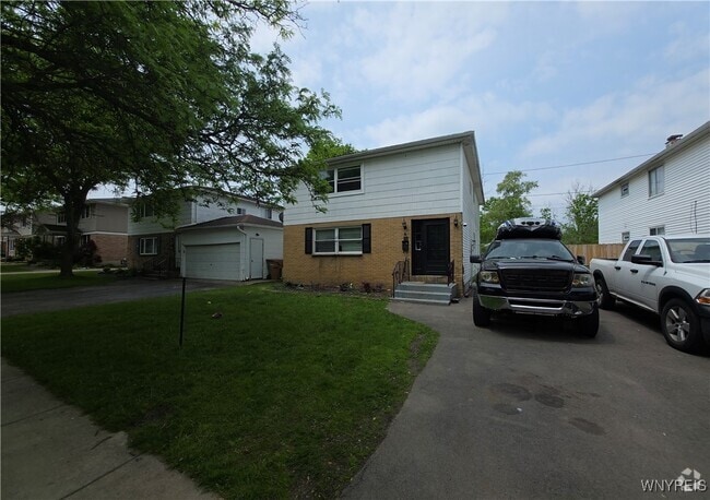 Building Photo - 50 Strasbourg Dr Rental