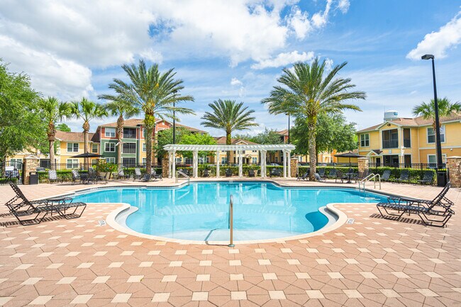 Oakleaf Village Apartments