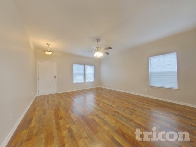 Photo - 1135 Blue Topaz Dr