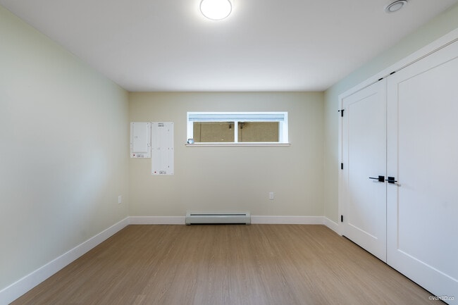 Photo - 2 Bed, 1 Bath Basement Suite for Rent in Delta! Unité Basement