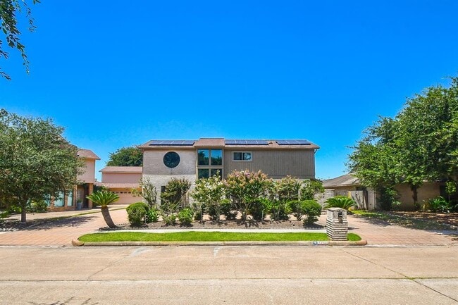 Building Photo - 7706 Coachwood Dr Rental