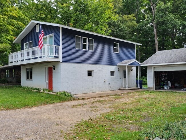 Building Photo - 491 Brakel Point Dr Unit 491 Brakel Point