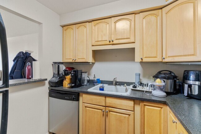 Photo - 33 Pond Ave Unit 1102