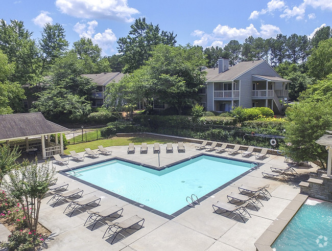 Building Photo - Woodland Trace Apartments