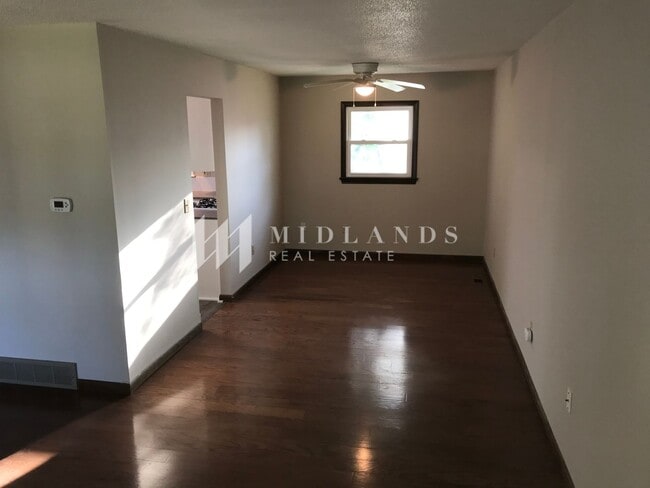 Photo - Aksarben Duplex