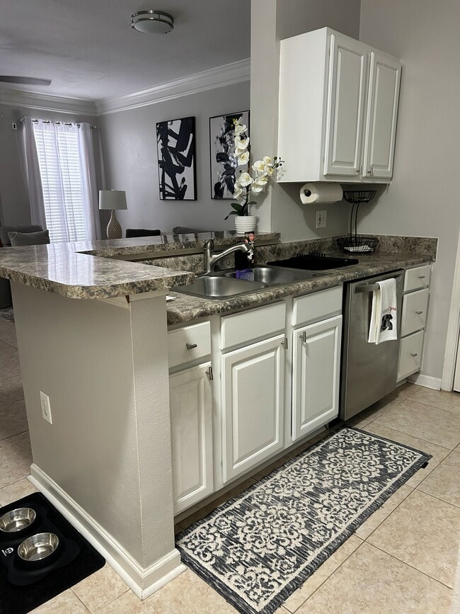 Photo - 17919 Villa Creek Dr Unit 17919 FL Condo