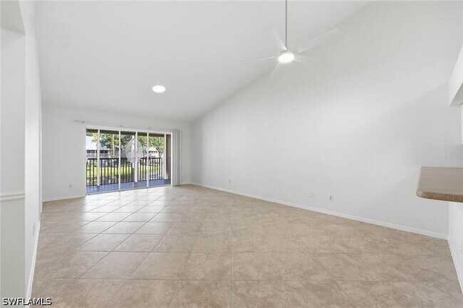 138 Pebble Shores Dr Unit 201