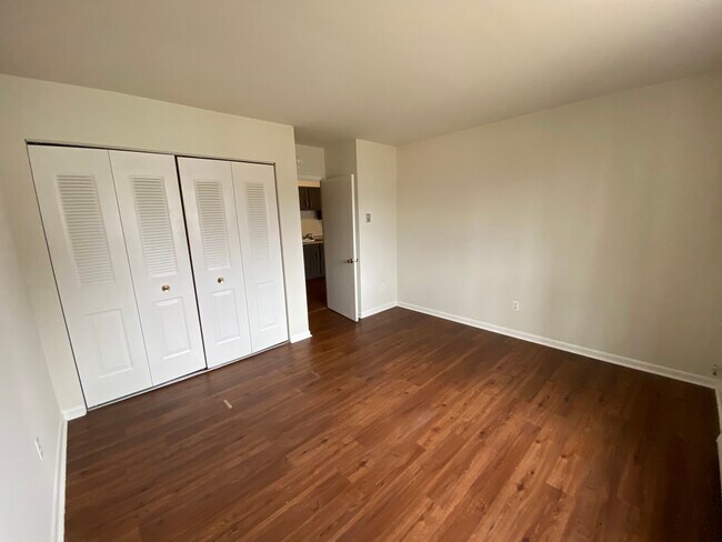 Bedroom - 3823 Garrett Rd