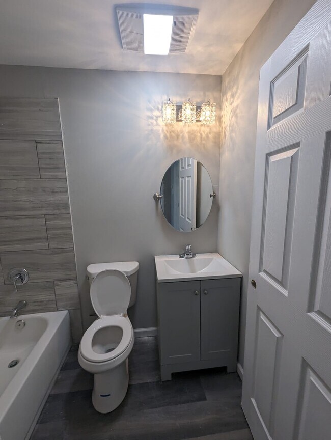 207 River Oaks Dr Townhome Townhome Rental in Destrehan LA