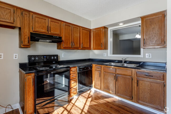 Upgraded Appliances - Nieman Park Townhouse Duplexes