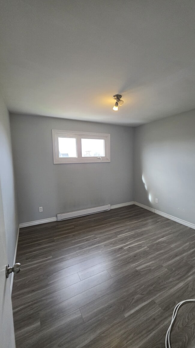 Photo - 81 Killam Dr Unit 5