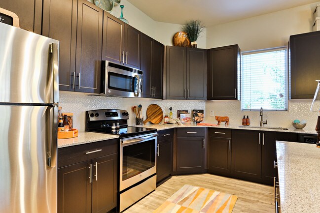 Photo - The Hyve/LeaseCo, LLC