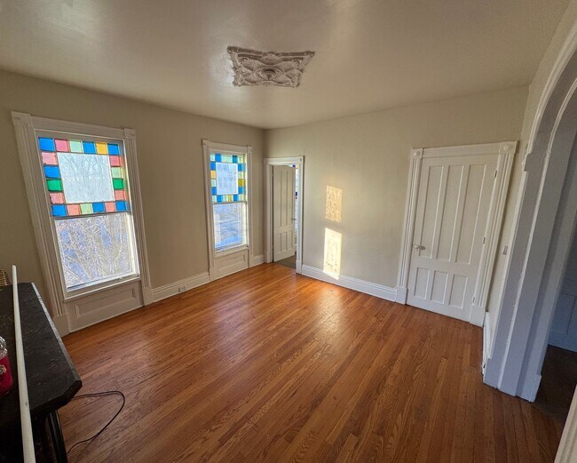 Photo - 560 2nd St Unit 2