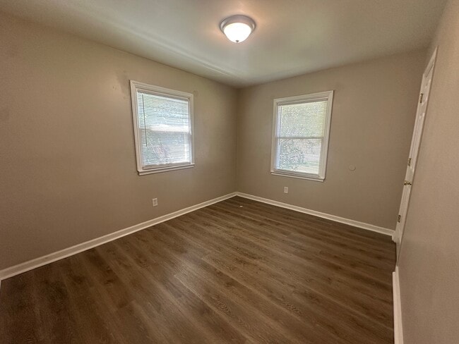 Photo - 1704 Gavin Dr