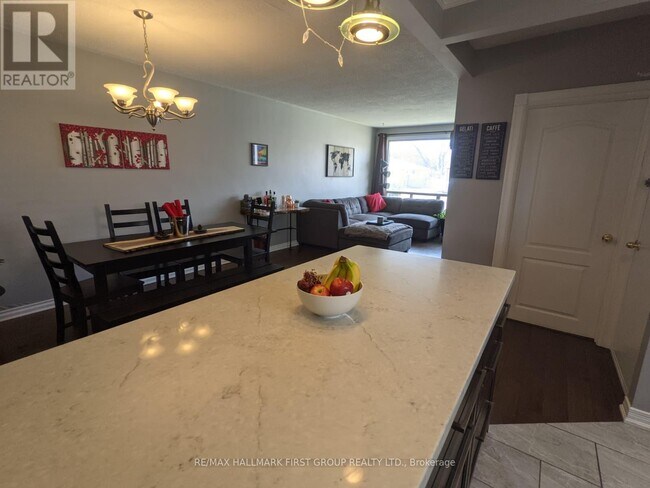 Photo - 15 Thorncroft Crescent