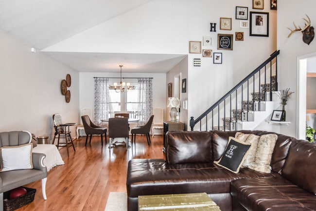 Photo - Pet Friendly Home on Half Acre Lot!