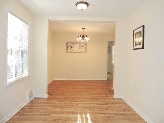 Photo - Beautifully Renovated 3BR Cape Cod in Shaker Heights – Spacious & Move-In Ready!