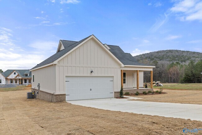 Photo - 219 Bush Rd SE