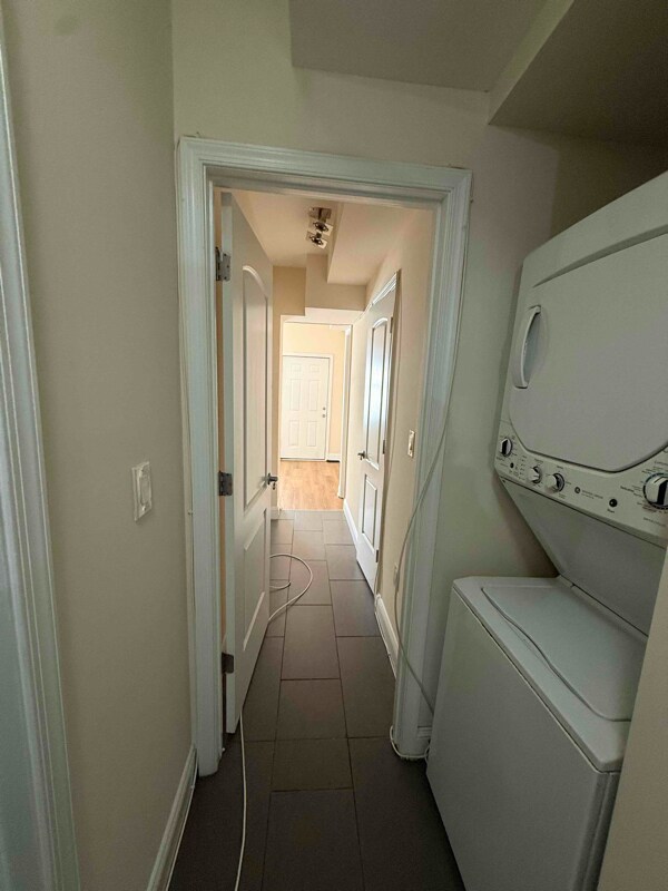 Photo - 1614 17th St SE Unit 1