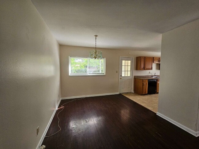 Photo - "Charming 4-Bed Home with Spacious Layout