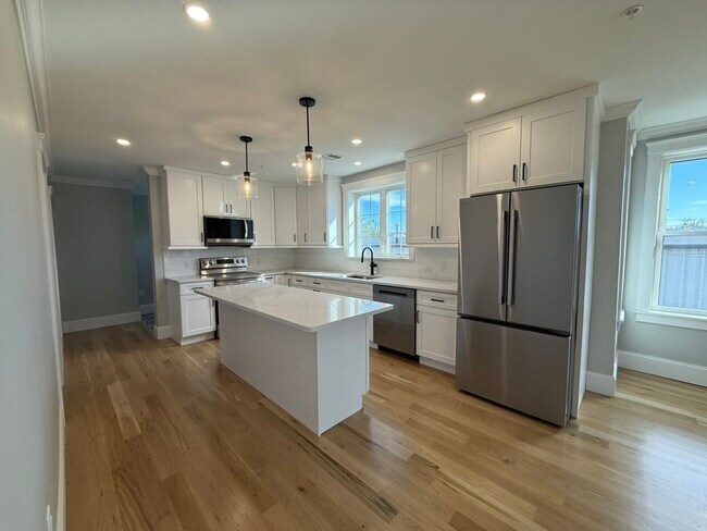 Photo - 95 Grant St Unit 3&4