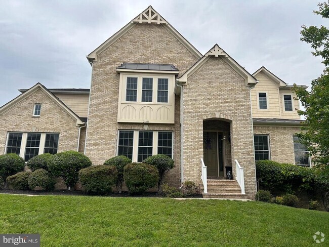 Building Photo - 21835 Knob Hill Pl Rental