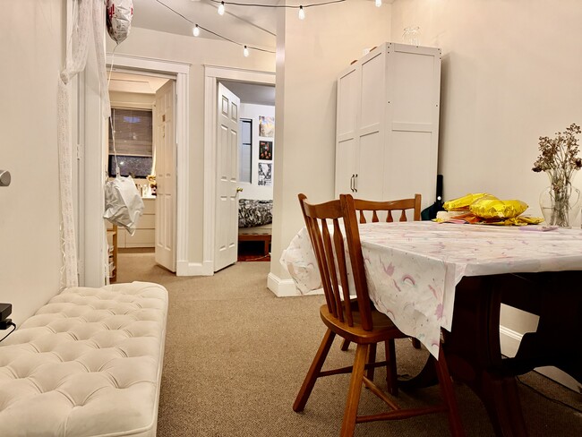 Photo - 833-835 Beacon St. Unit B Unidad B