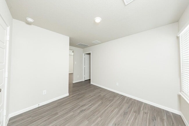 Photo - 15631 Buffalo Mdw Ct