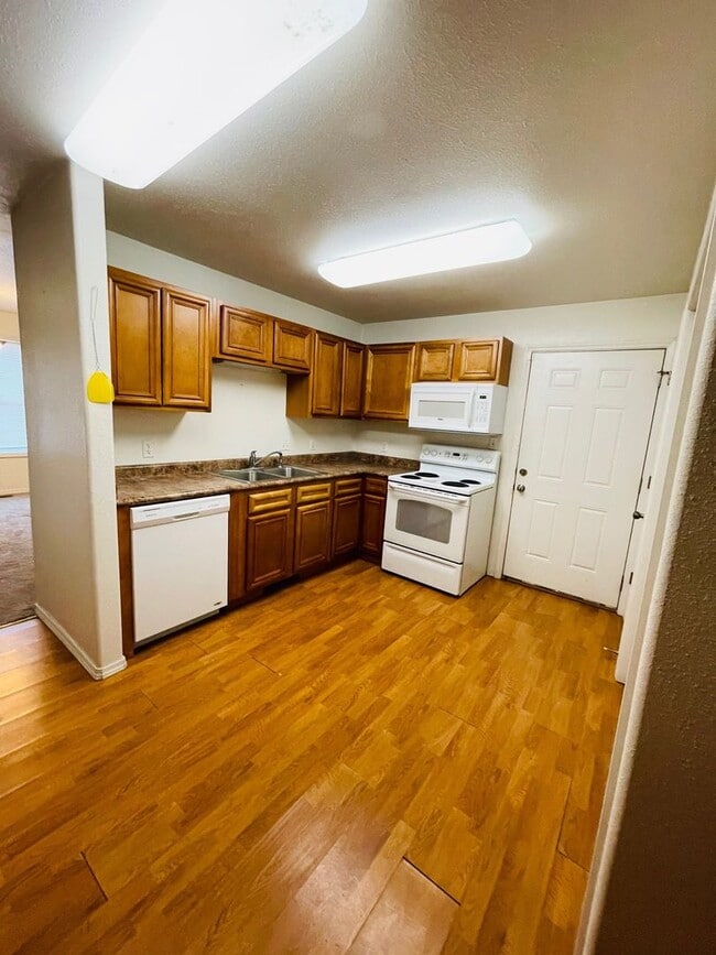 Photo - Great Duplex