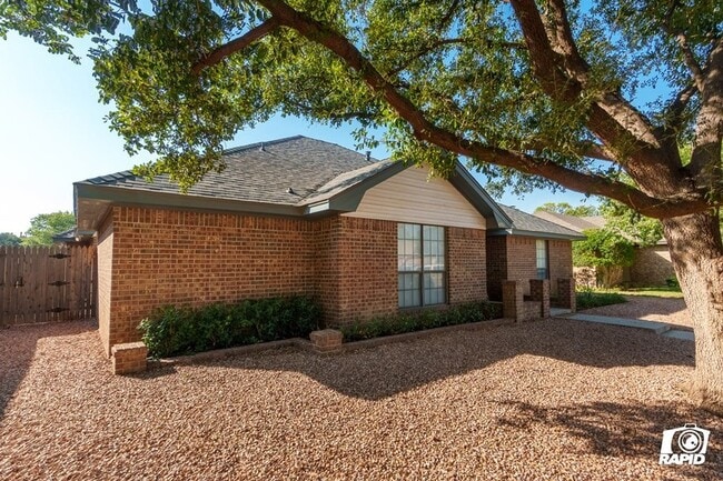 Photo - 4911 Sherwood Dr