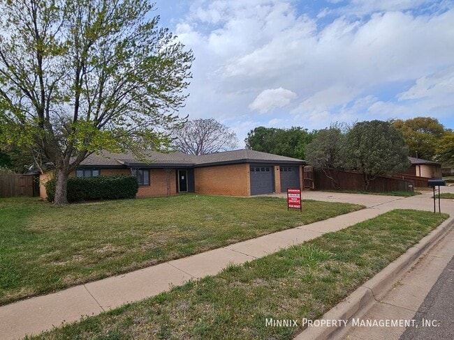 Photo - 6906 Elmwood Ave