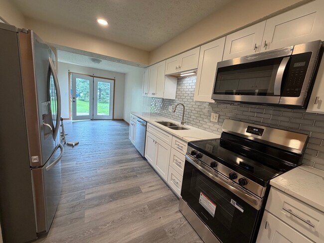 Photo - 6388 Dummerston Ct