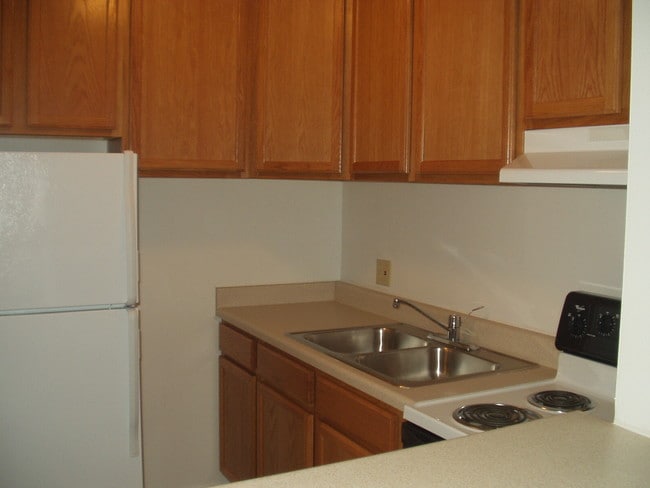 Butterfield Trails Apartments