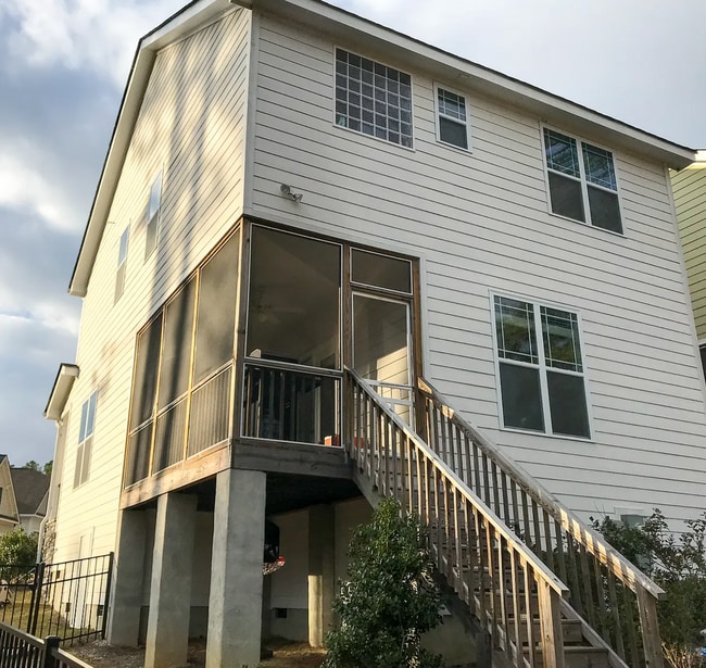 Photo - NEW LISTING!!!