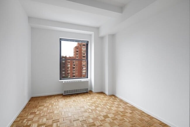 Photo - 4 bedroom in New York NY 10006 Unit 24C
