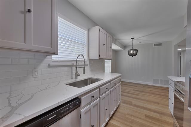 Photo - 5002 French Wood Dr