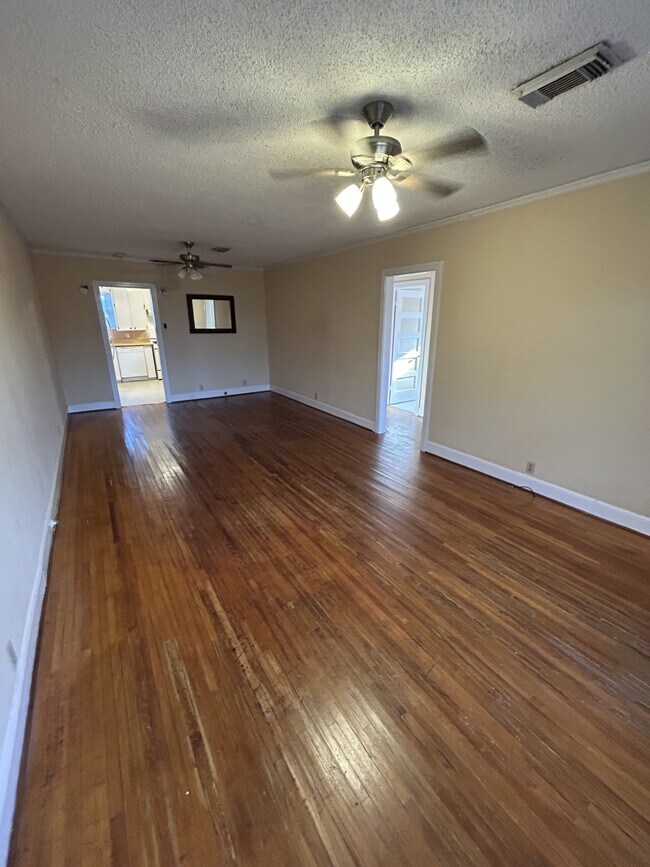Photo - 2928 Avenue O Unit 2