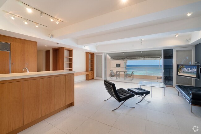 Building Photo - Diamond Head Oceanfront Rental