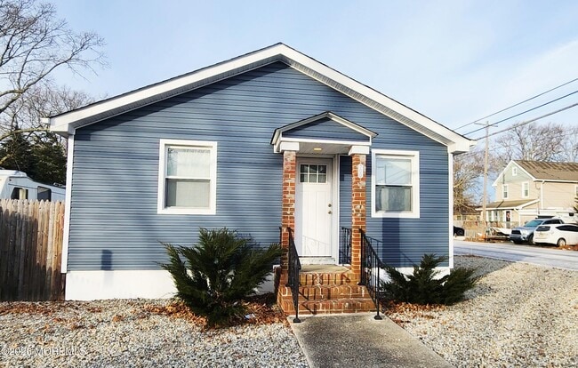 Photo - 700 Anglesea Ave