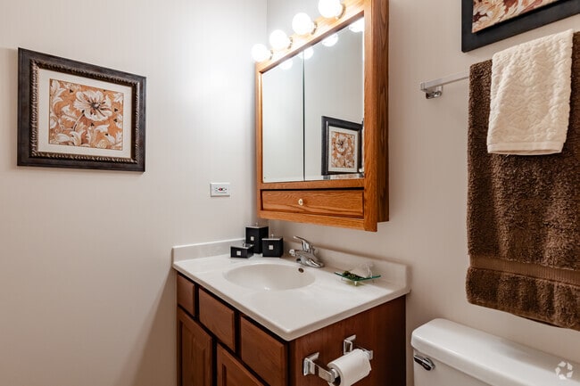 2HAB, 2BA - 975 ft² - Segundo baño