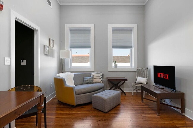 Photo - 10 W Main St Unidad 4