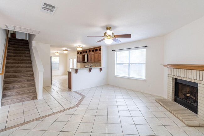 Photo - Gorgeous 4 bedroom, 3 bathrooms home in Pflugerville!!!