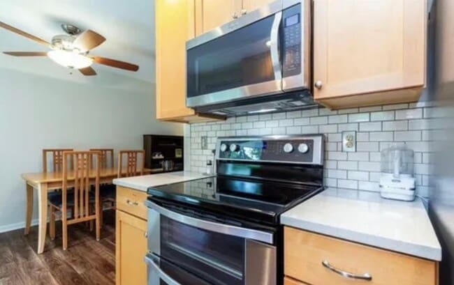 Photo - 27621 Long St